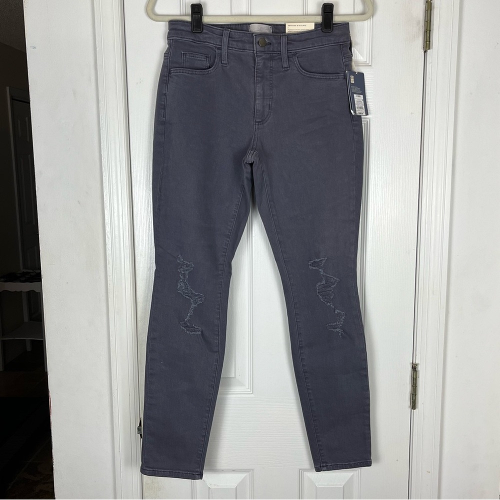 NWT Universal Thread High Rise Skinny Distressed Jeans Sz 2/26R Stretch Denim